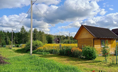 Купить дом в деревне, Яловица, 6.4 соток. Фото 9