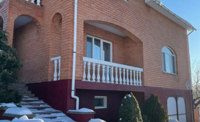 Купить дом, Слоним, Красноармейская ул., 121/г, 9.32 соток. Фото 1