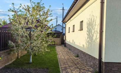 Купить коттедж, Тычины, Луговая ул., 14 соток. Фото 4