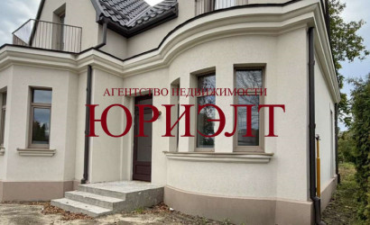 Купить коттедж, Брест, ул. Сикорского, д. , 6.2 соток. Фото 1