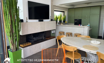 Снять коттедж, Новое Поле, Парковая, 2А. Фото 2