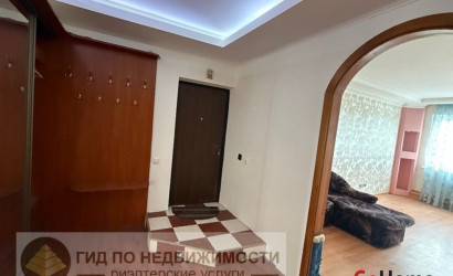 Купить 3-комнатную квартиру, Октябрь, ул. Октябрьская, д. 3. Фото 8