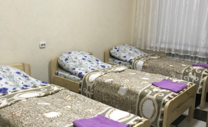 Снять 8-комнатную квартиру на сутки, Макаричи, Набережная . Фото 1