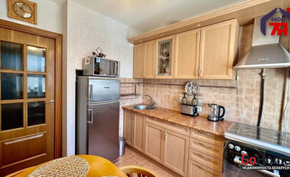 Купить 2-комнатную квартиру, Солигорск, Парковая ул., 10. Фото 3