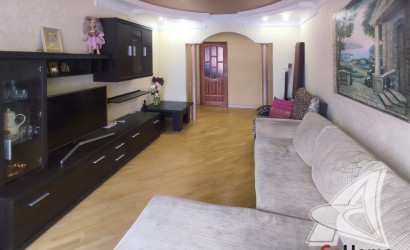 Купить 4-комнатную квартиру, Брест, Восток, пр-т Партизанский. Фото 3