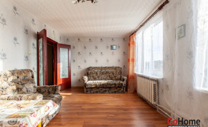 Купить 3-комнатную квартиру, Семенча, Красноборская. Фото 1