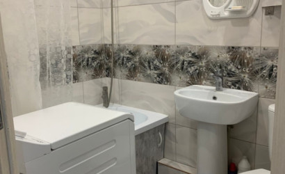 Снять 2-комнатную квартиру на сутки, Новолукомль, бул. Озмителя, 2. Фото 8