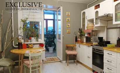 Купить 3-комнатную квартиру, Жодино, 40 Лет Октября ул., 19. Фото 1