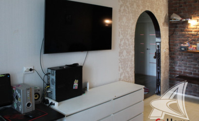 Купить 4-комнатную квартиру, Видомля, , . Фото 2