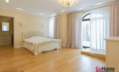 Купить коттедж, Губичи, Молодёжная, 7, 35 соток. Фото 12