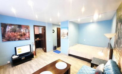 Снять 1-комнатную квартиру на сутки, Минск, ул. Романовская Слобода, д.  (Центральный район). Фото 1