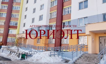 Купить 3-комнатную квартиру, Витебск, Богатырёва, 9. Фото 1