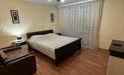 Снять 2-комнатную квартиру на сутки, Молодечно, Виленская 35. Фото 1