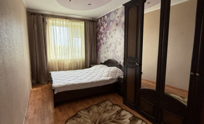 Снять 3-комнатную квартиру на сутки, Кобрин, Советская 115. Фото 6