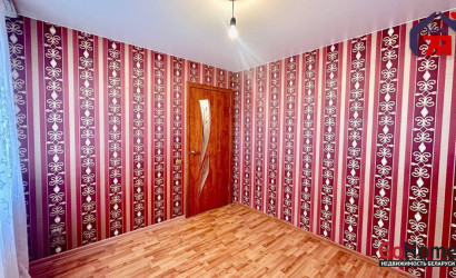 Купить 3-комнатную квартиру, Слуцк, Жукова ул., 13. Фото 2