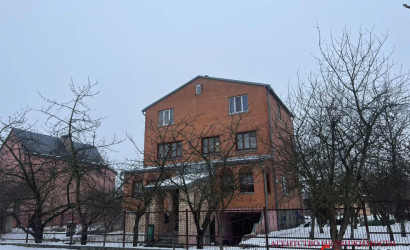 Купить коттедж, Брест, пер. Житний, д. , 8.7 соток. Фото 1