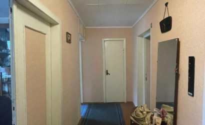 Купить 3-комнатную квартиру, Новогрудок, Советская ул., 21. Фото 2