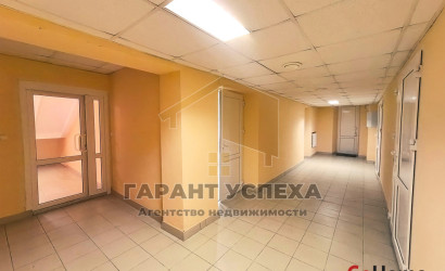 Продажа офиса, Брест, просп. Машерова,  111.9 кв.м.. Фото 1