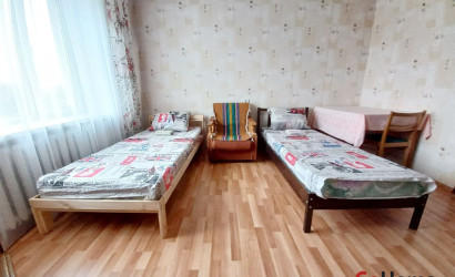 Снять 2-комнатную квартиру на сутки, Ганцевичи, Октябрьская улица. Фото 1