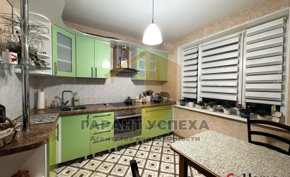 Купить 3-комнатную квартиру, Брест, ул. Октябрьской революции, д. . Фото 1