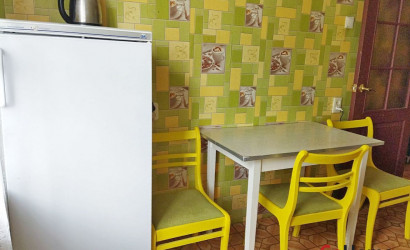 Снять 1-комнатную квартиру на сутки, Лоев, улица Комсомольская. Фото 4