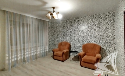 Купить 3-комнатную квартиру, Кобрин, , . Фото 1