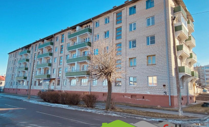 Купить 2-комнатную квартиру, Слоним, Комсомольская ул., 3. Фото 1