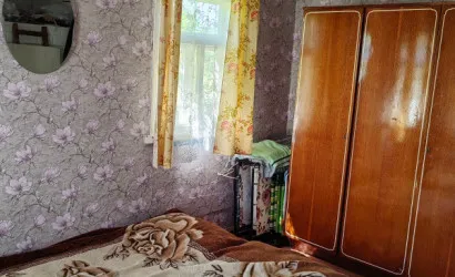  1-этаж.(63 м2), Деменичи(Центральная)