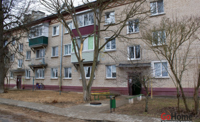 Купить 2-комнатную квартиру, Гацук, улица Заводская, д.2. Фото 2