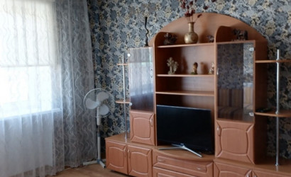 Снять 3-комнатную квартиру на сутки, Ганцевичи, Строителей, 31/А. Фото 1