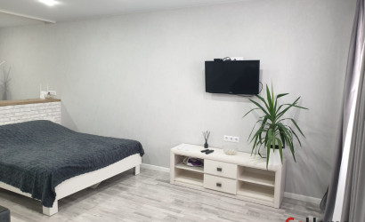 Снять 1-комнатную квартиру на сутки, Брест, Екельчика 17А. Фото 1