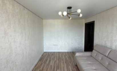 Купить 3-комнатную квартиру, Пинск, Савича, 30. Фото 2