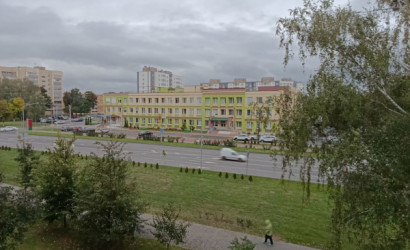 Купить 2-комнатную квартиру, Пинск, Брестская, 85. Фото 1