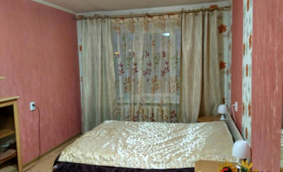 Снять 3-комнатную квартиру на сутки, Ляховичи, Ленина 48. Фото 2