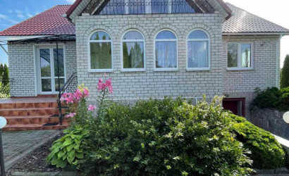 Купить дом, Первомайский, Победы, 18.4 соток. Фото 1