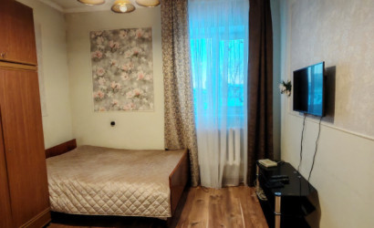 Снять 3-комнатную квартиру на сутки, Лельчицы, Ленина, 13. Фото 1