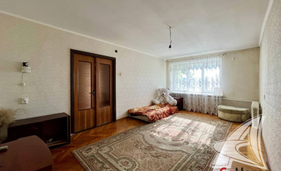 Купить 3-комнатную квартиру, Брест, Центр, ул. Карла Маркса. Фото 1