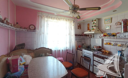 Купить 4-комнатную квартиру, Беловежский, , . Фото 4