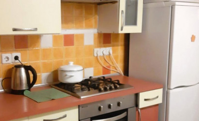 Снять 2-комнатную квартиру на сутки, Солигорск, Богомолова, 24. Фото 1