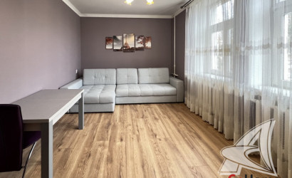 Купить 3-комнатную квартиру, Брест, Центр, пр-т Машерова. Фото 1